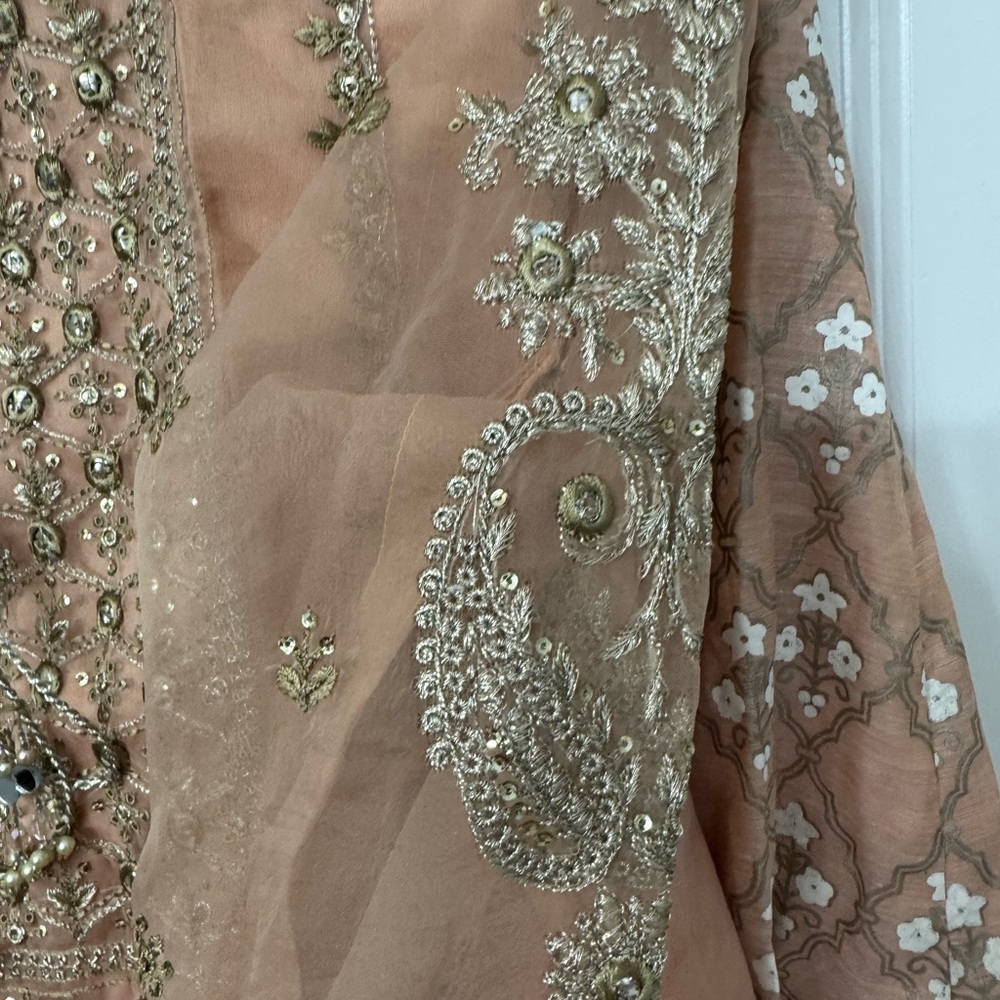 Sahara Peach and Gold Embroidered Kurta Set - Picture 7 of 12